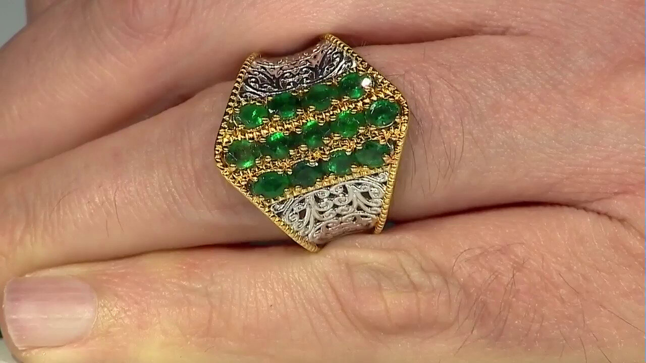 Video Zambian Emerald Silver Ring (Gems en Vogue)