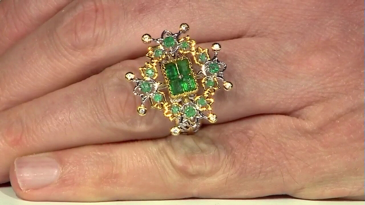 Video Zambian Emerald Silver Ring (Gems en Vogue)