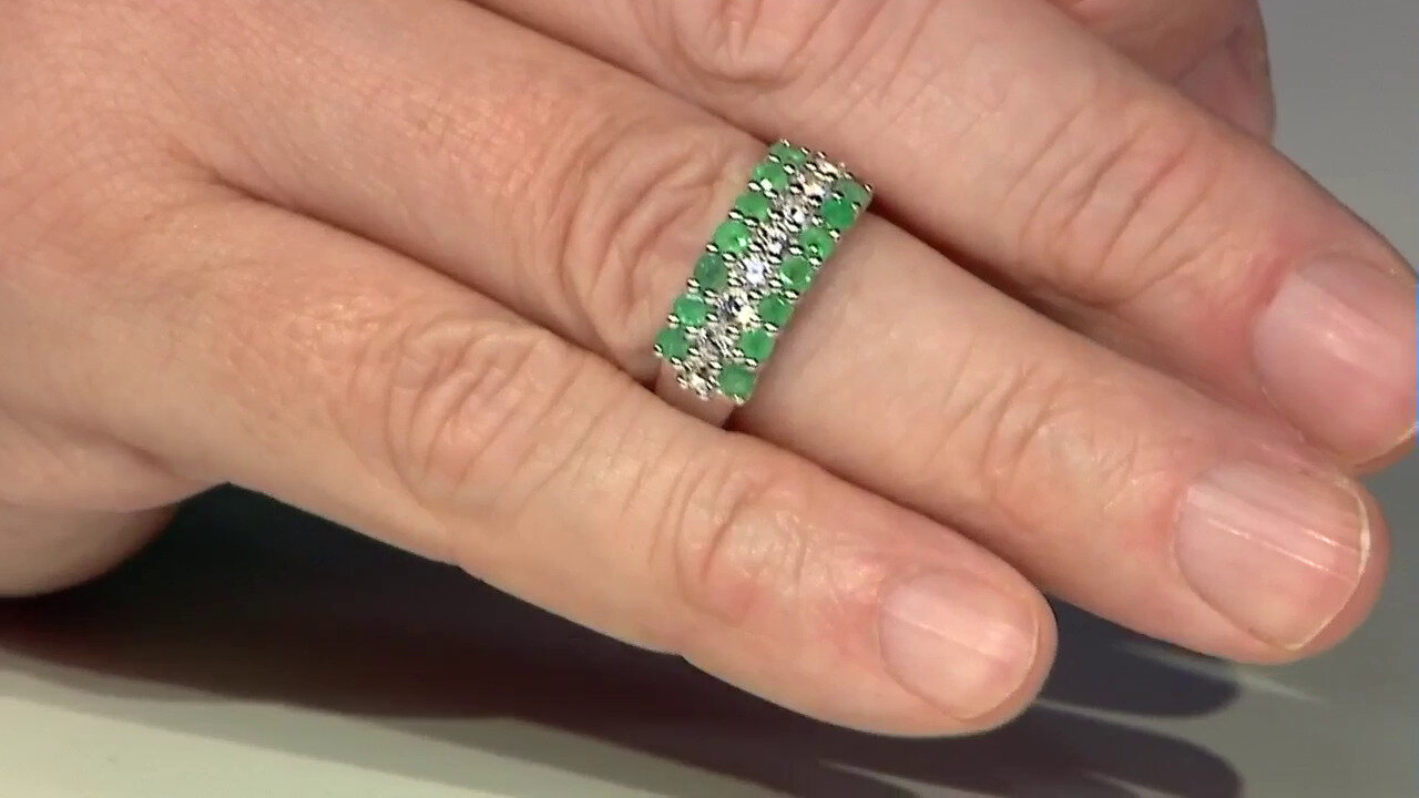 Video Socoto Emerald Silver Ring