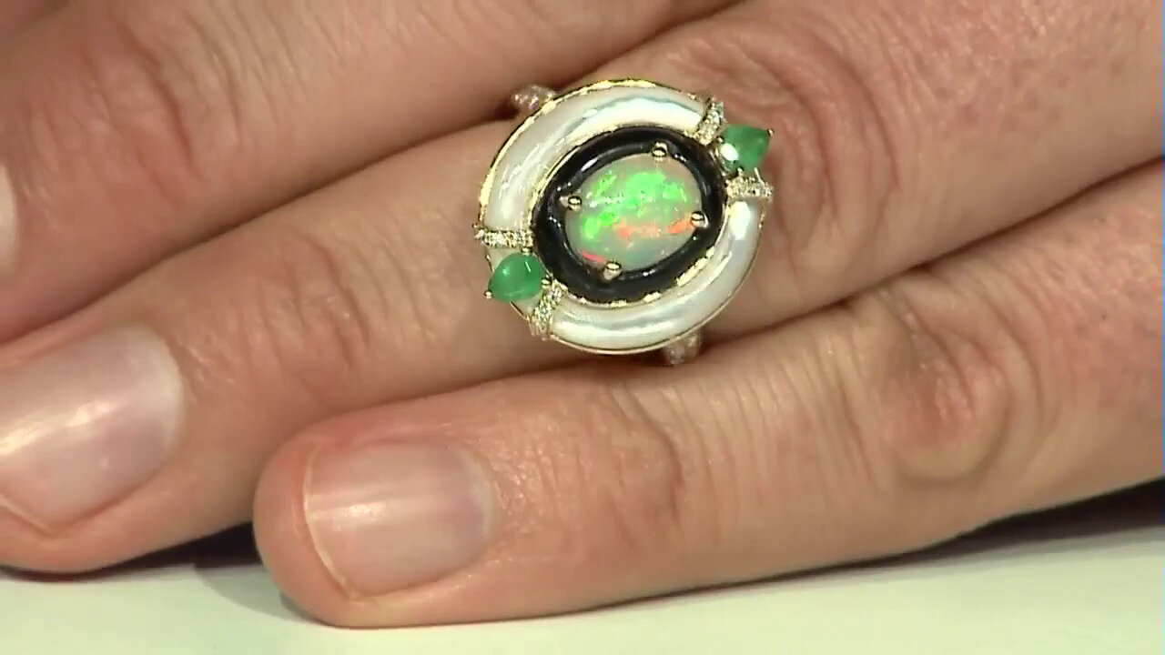 Video 14K AAA Welo Opal Gold Ring (CIRARI)