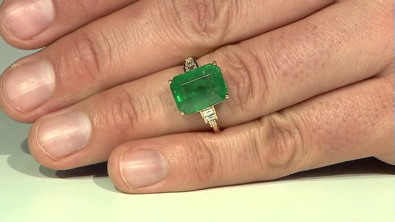 Video 18K AAA Zambian Emerald Gold Ring (CIRARI)