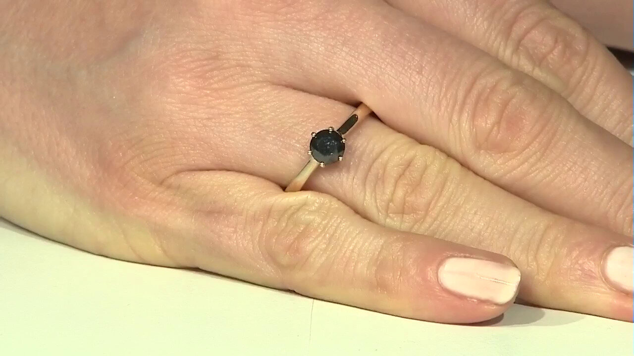 Video Gouden ring met een zwarte diamant