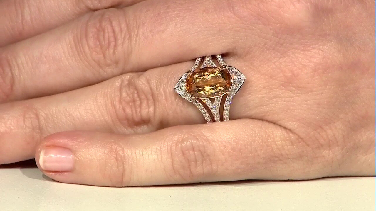 Video 14K Imperial Topaz Gold Ring (SUHANA)