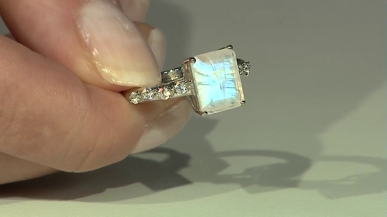 Video Rainbow Moonstone Silver Ring