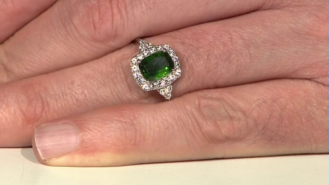 Video Anillo en plata con Diópsido de Rusia