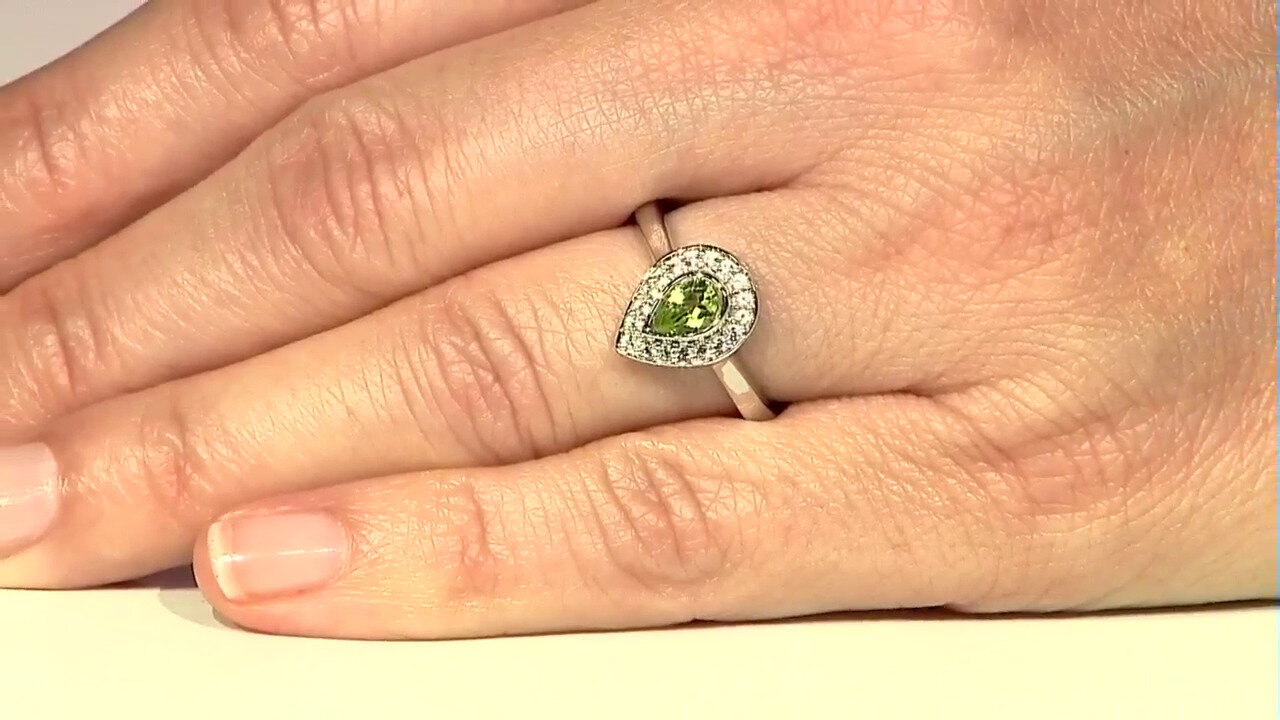 Video Peridot Silver Ring