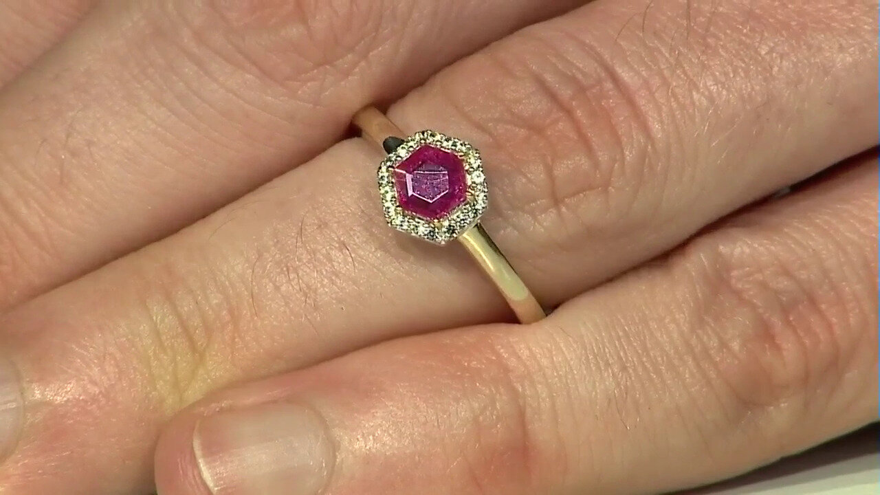 Video 9K Mozambique Ruby Gold Ring