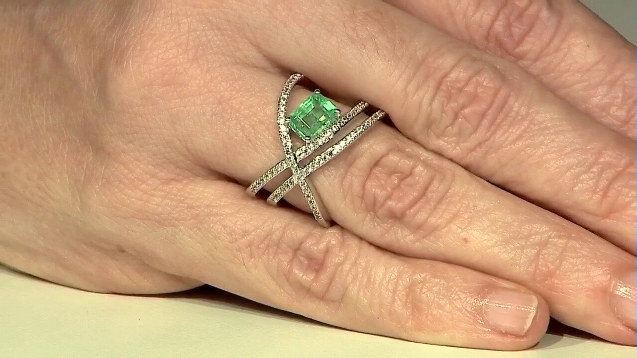 Video 9K Ethiopian Emerald Gold Ring (SUHANA)