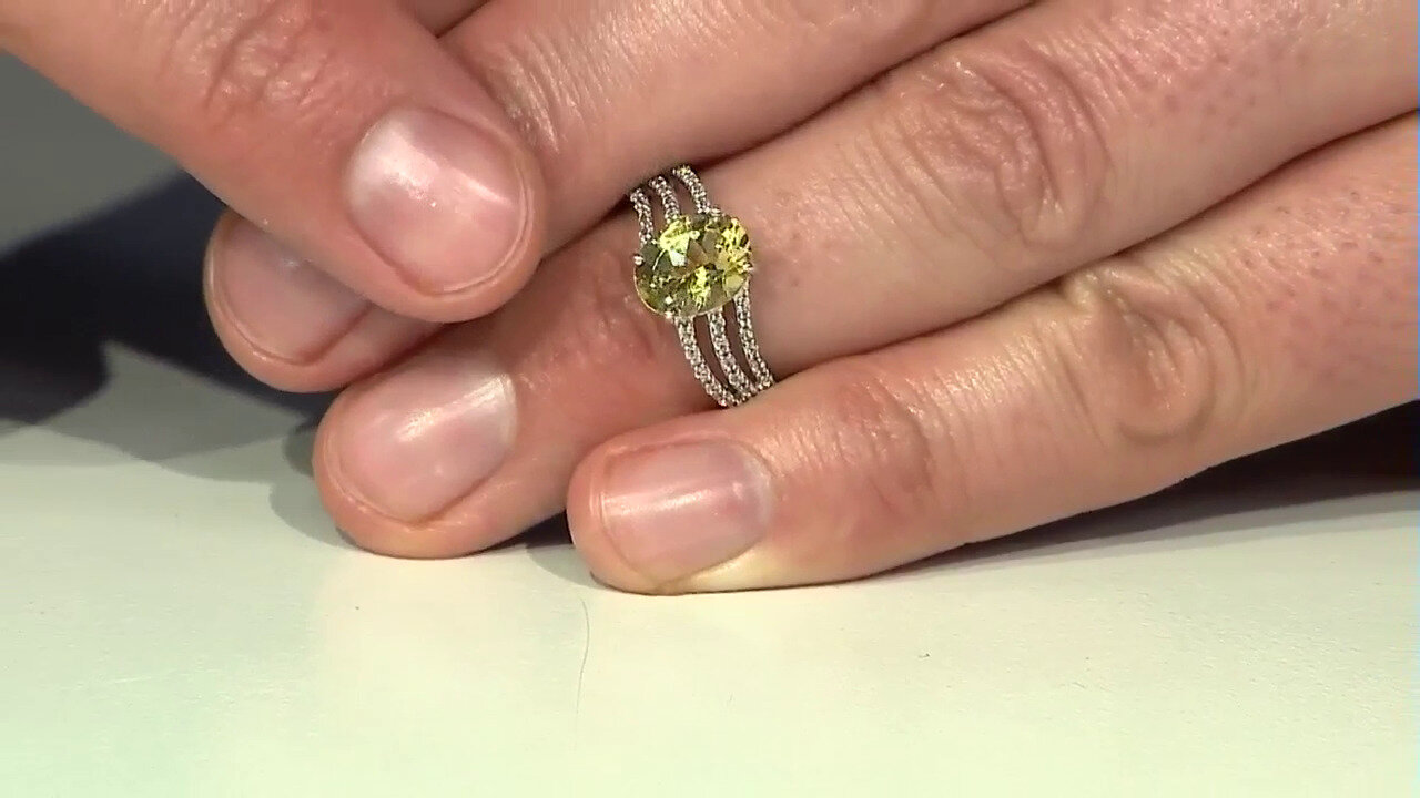 Video Yellow Apatite Silver Ring