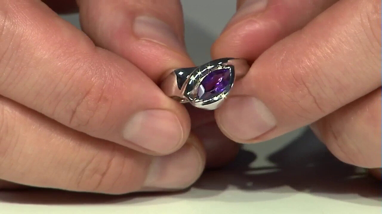 Video Siberian Amethyst Silver Ring