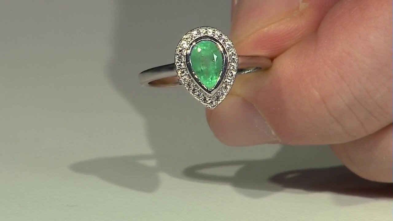 Video Russian Emerald Silver Ring