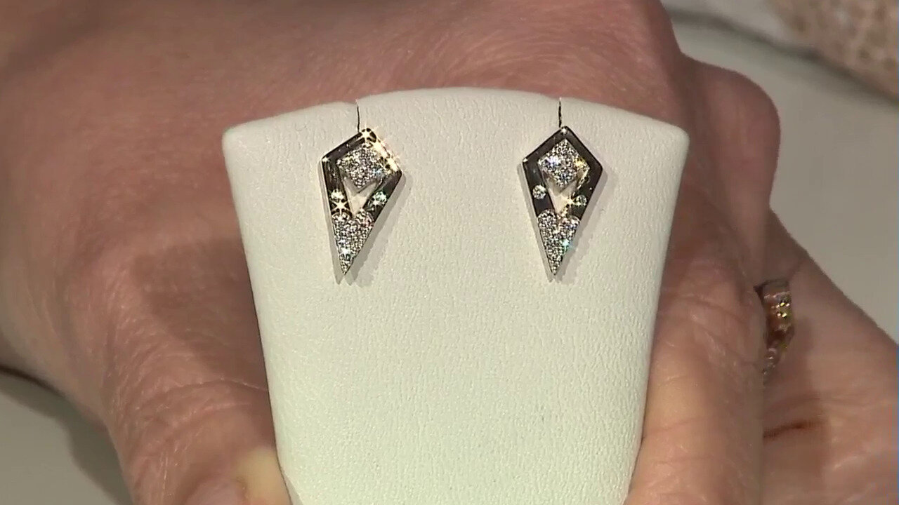 Video 14K VVS1 (G) Diamond Gold Earrings (Annette)