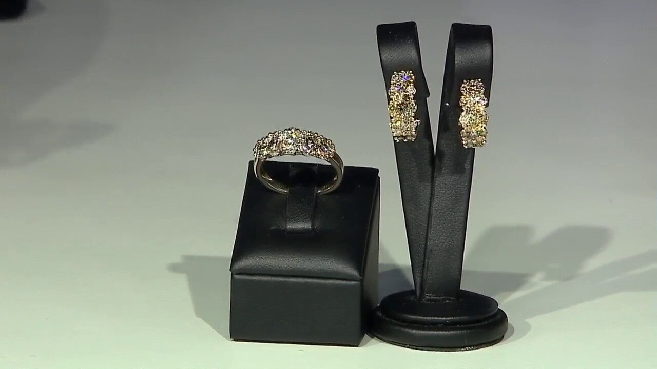 Video 14K SI2 Fancy Diamond Gold Earrings (CIRARI)