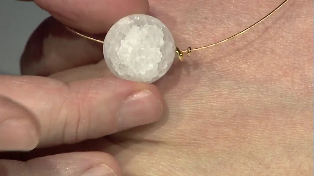 Video White Quartz Necklace