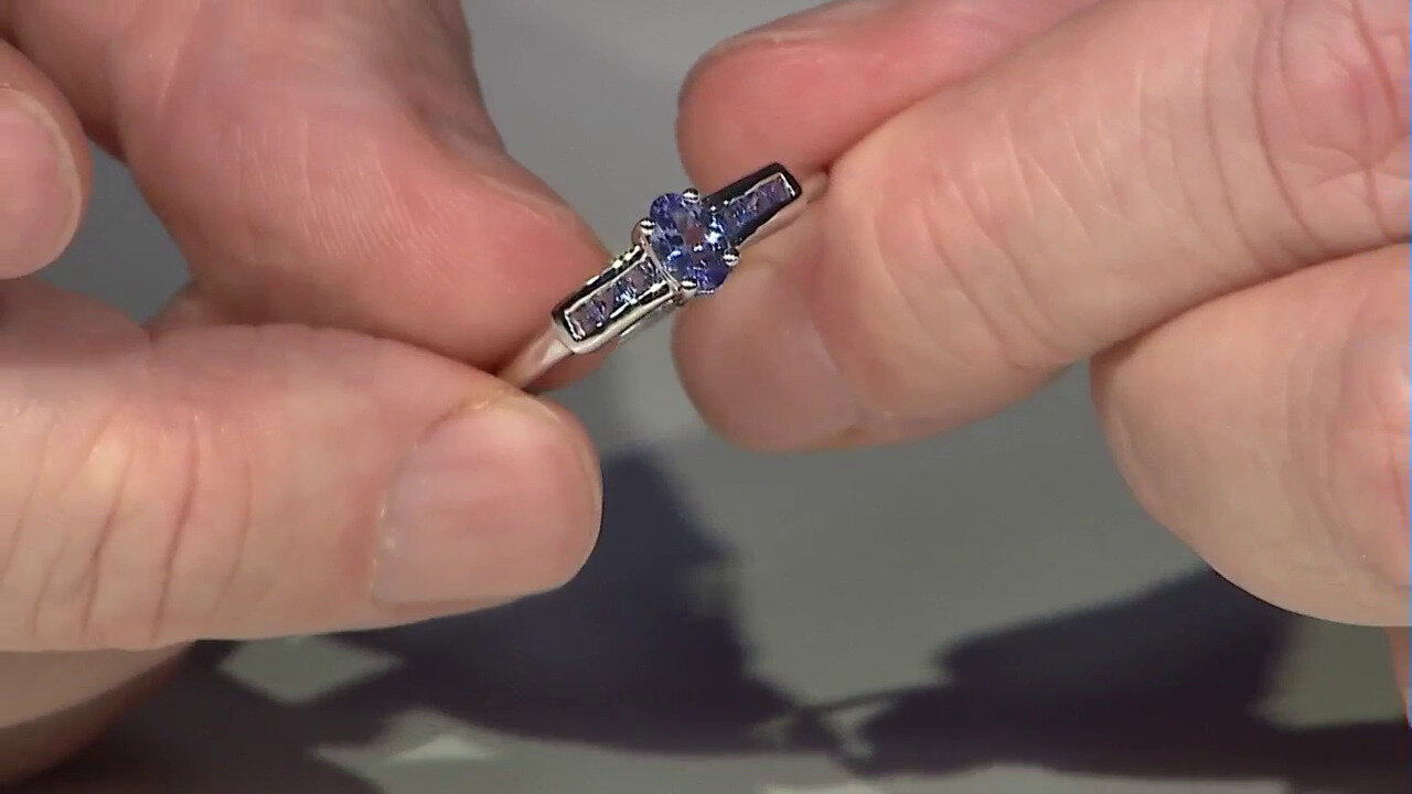 Video Tanzanite Silver Ring