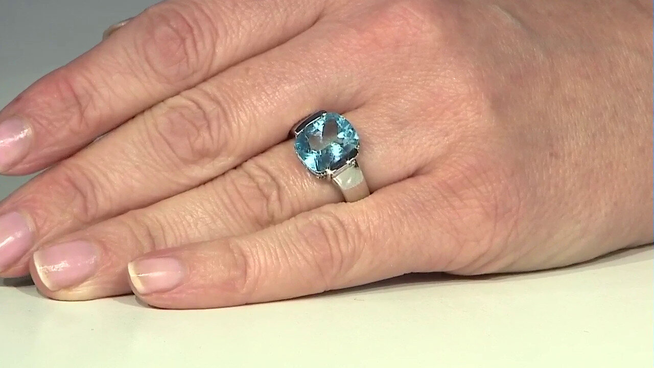 Video Sky Blue Topaz Silver Ring