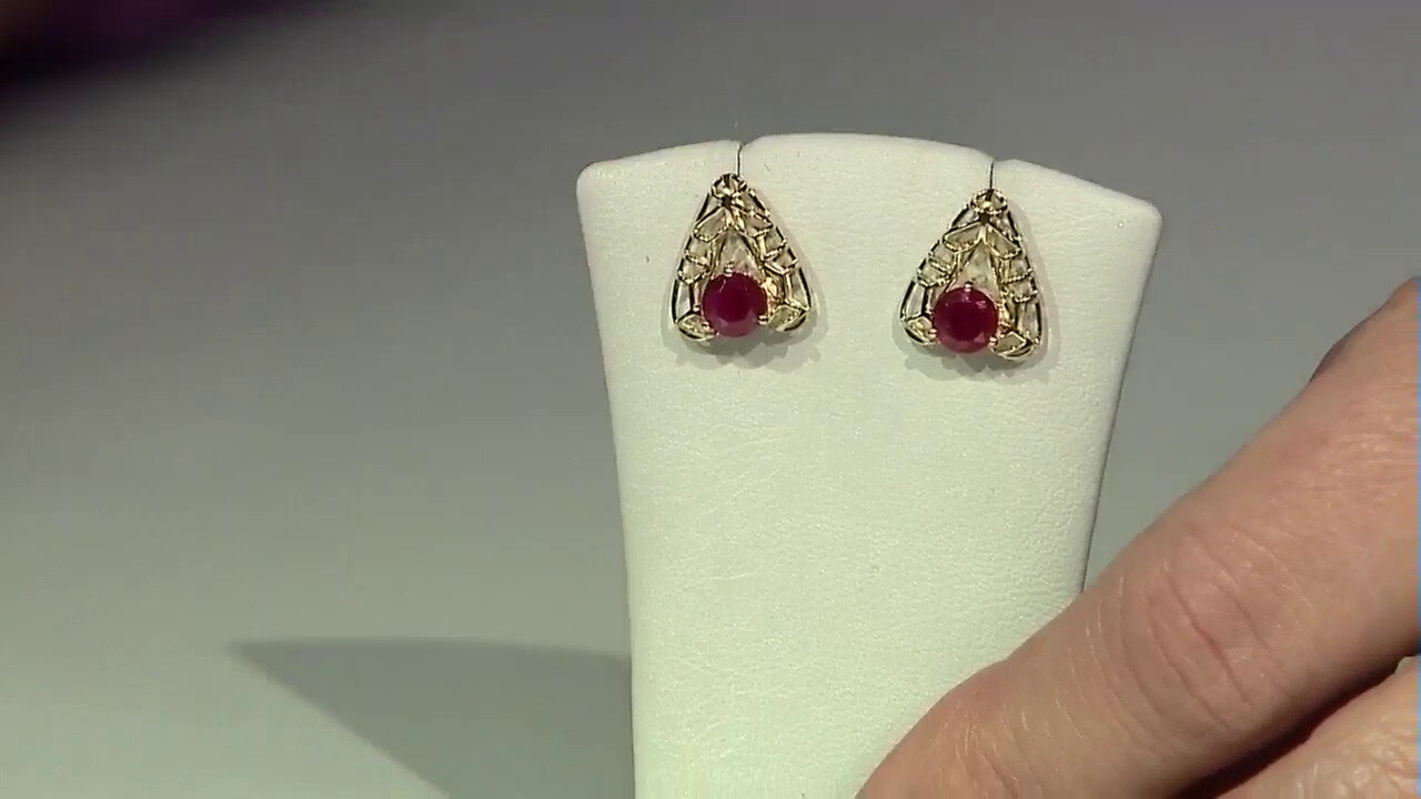 Video 9K Madagascar Ruby Gold Earrings (Ornaments by de Melo)