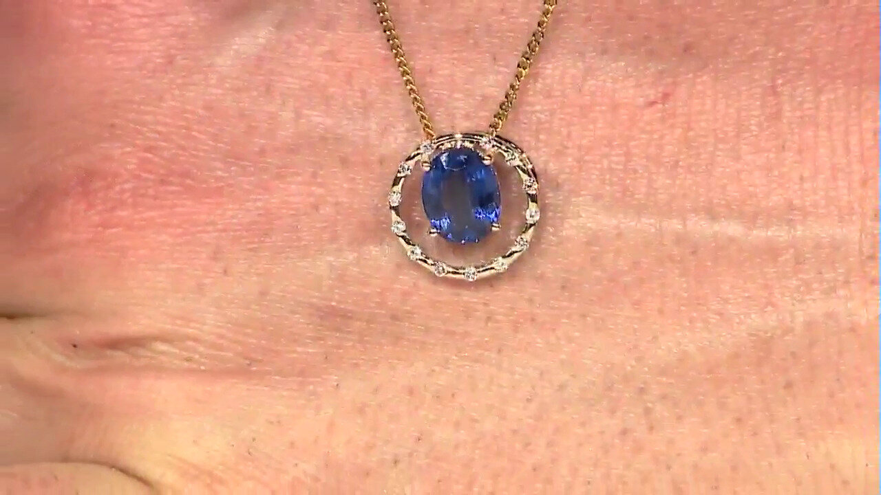 Video 9K Kyanite Gold Pendant (de Melo)