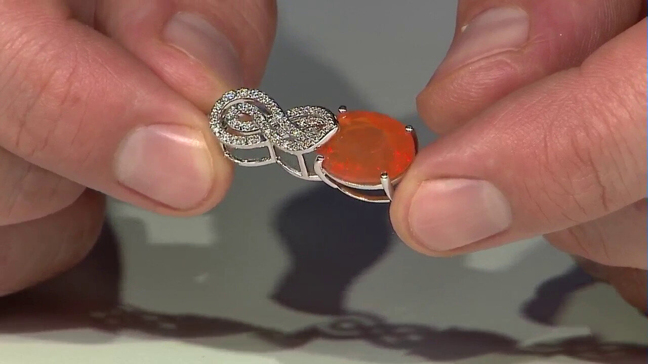 Video 14K Mexican Fire Opal Gold Pendant (de Melo)