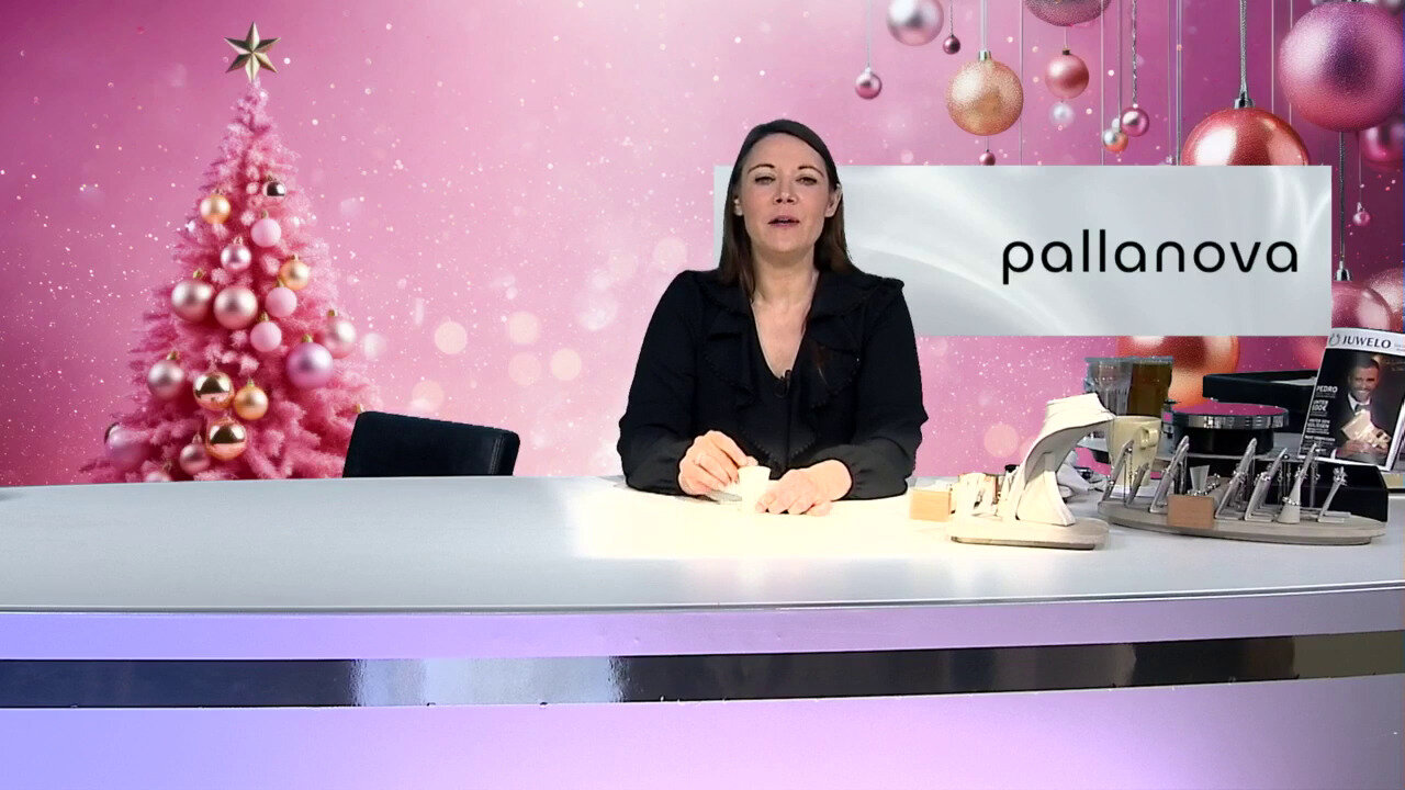 Video Zilveren oorbellen met Keniaanse Tsavorieten (Pallanova)