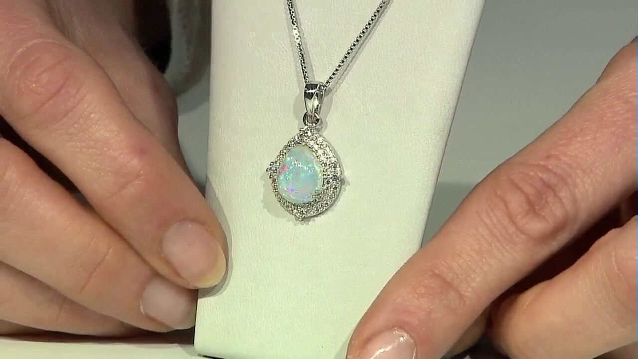 Video Welo Opal Silver Pendant