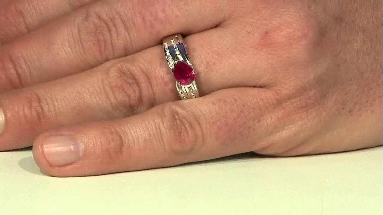 Video Bague en argent et Rubis de Bemainty (Adela Silber)