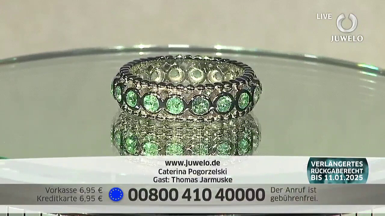 Video Russian Emerald Silver Ring