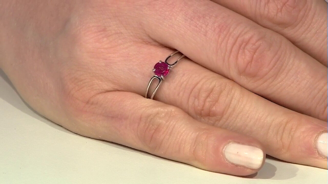 Video Bemainty Ruby Silver Ring