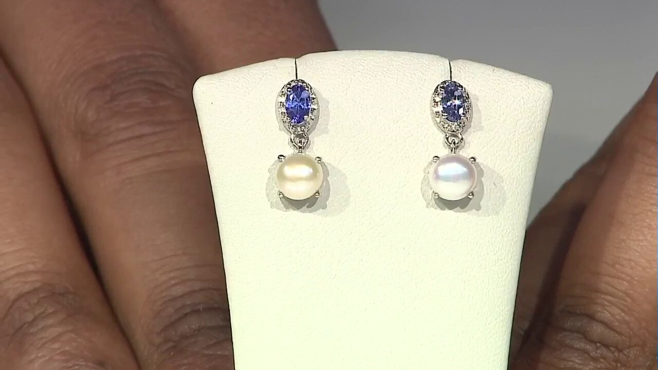 Video White Freshwater Pearl Silver Earrings