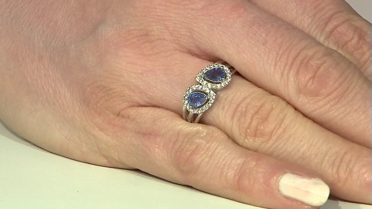 Video Unheated Ceylon Blue Sapphire Silver Ring