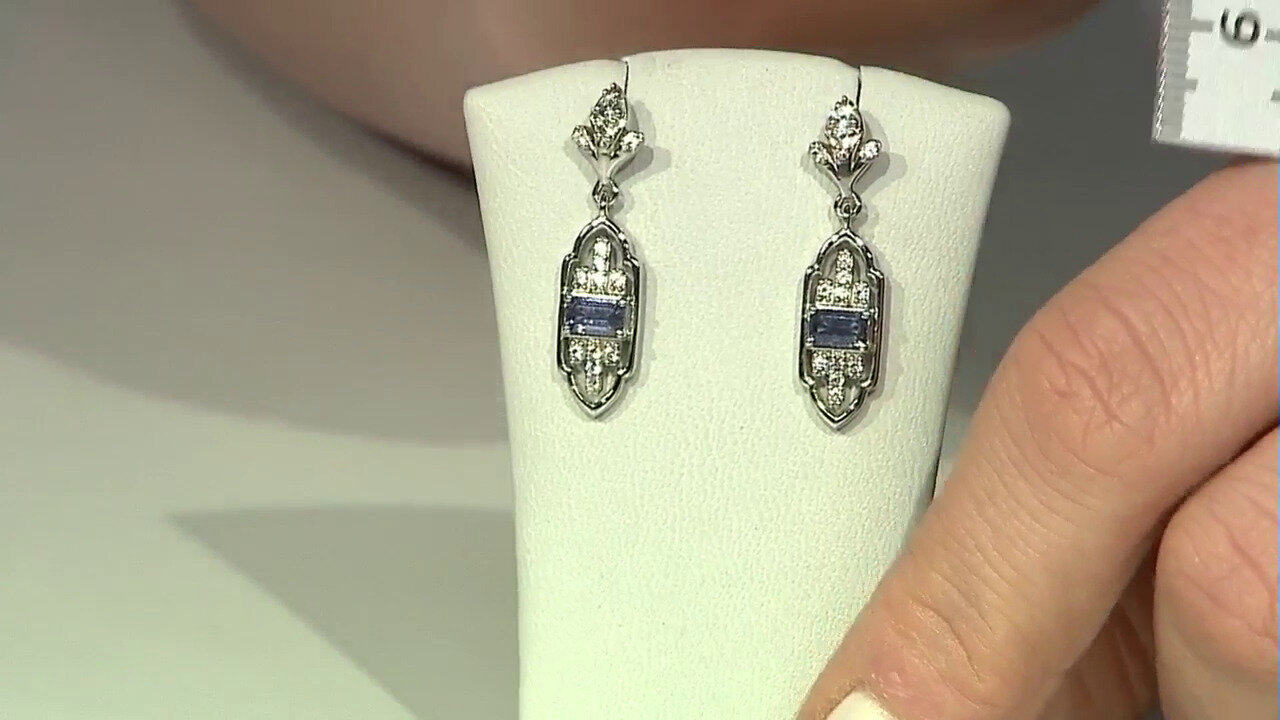 Video Unheated Ceylon Blue Sapphire Silver Earrings