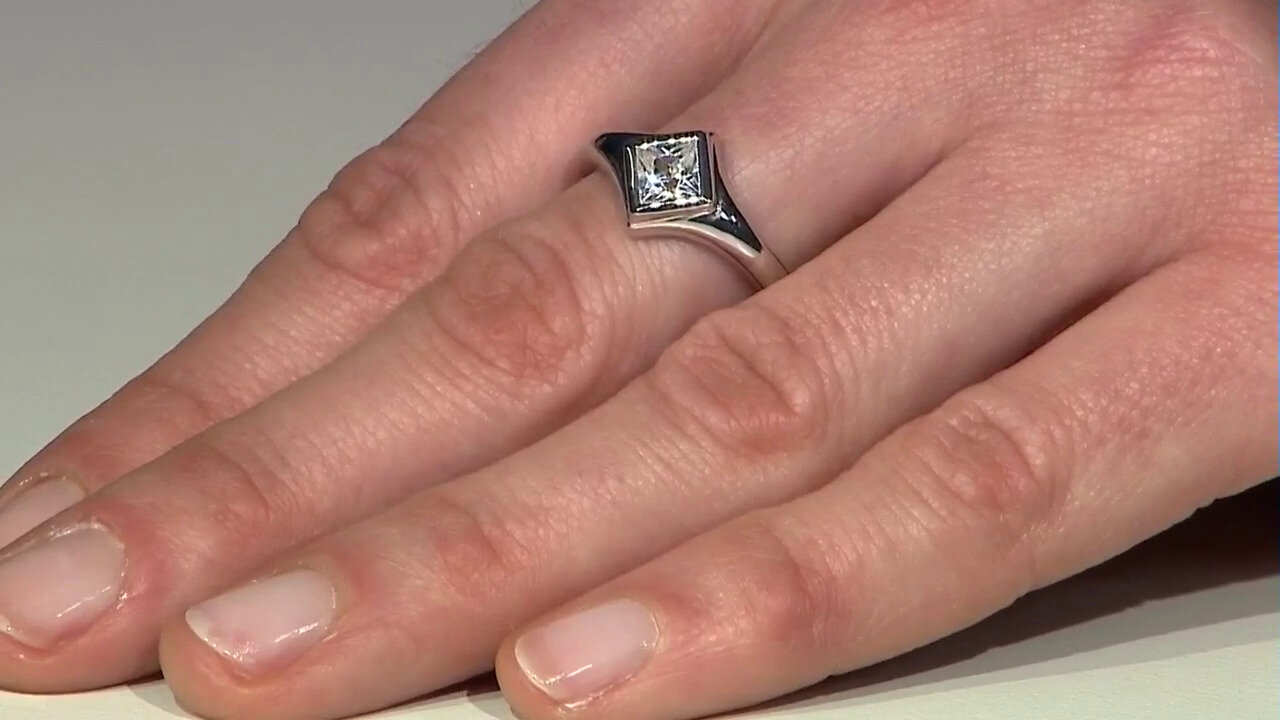 Voir l’enchère du bijou