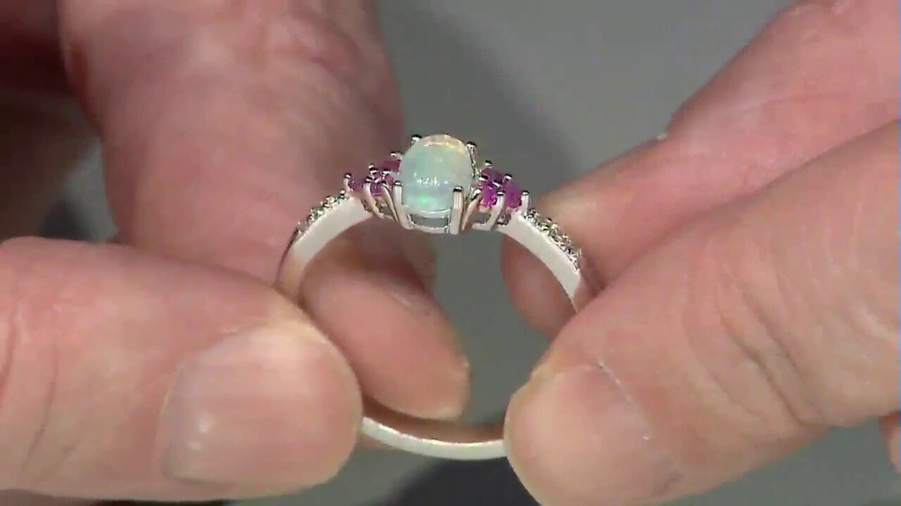 Video Welo Opal Silver Ring