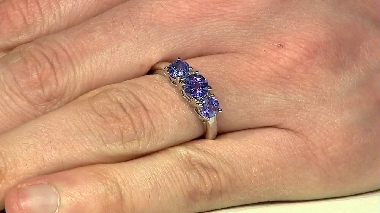 Video Tanzanite Silver Ring