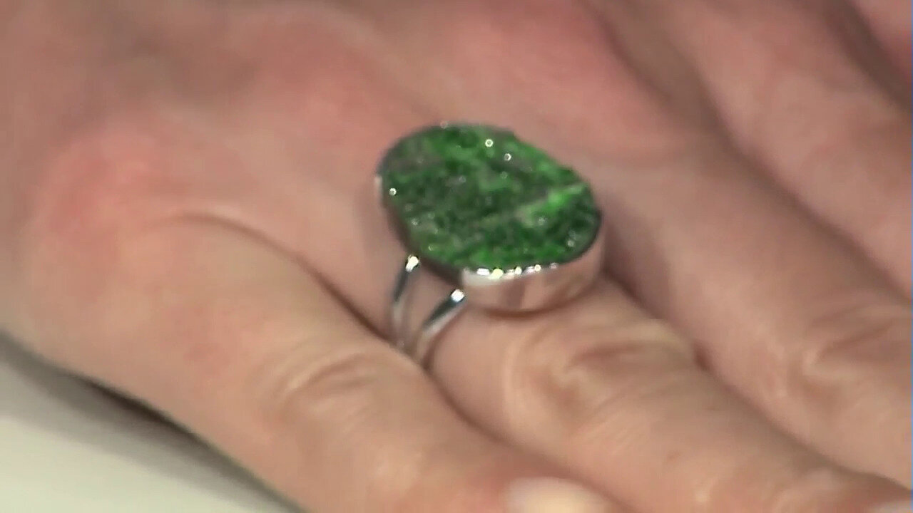 Video Uvarovite Silver Ring