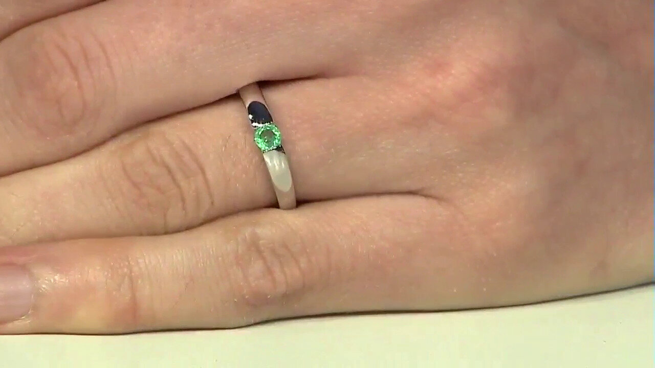 Video Bague en argent et Emeraude de Colombie