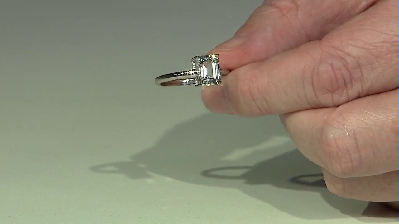 Voir l’enchère du bijou