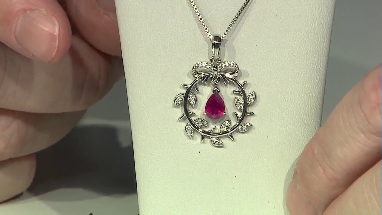 Video Pendentif en argent et Rubis de Madagascar