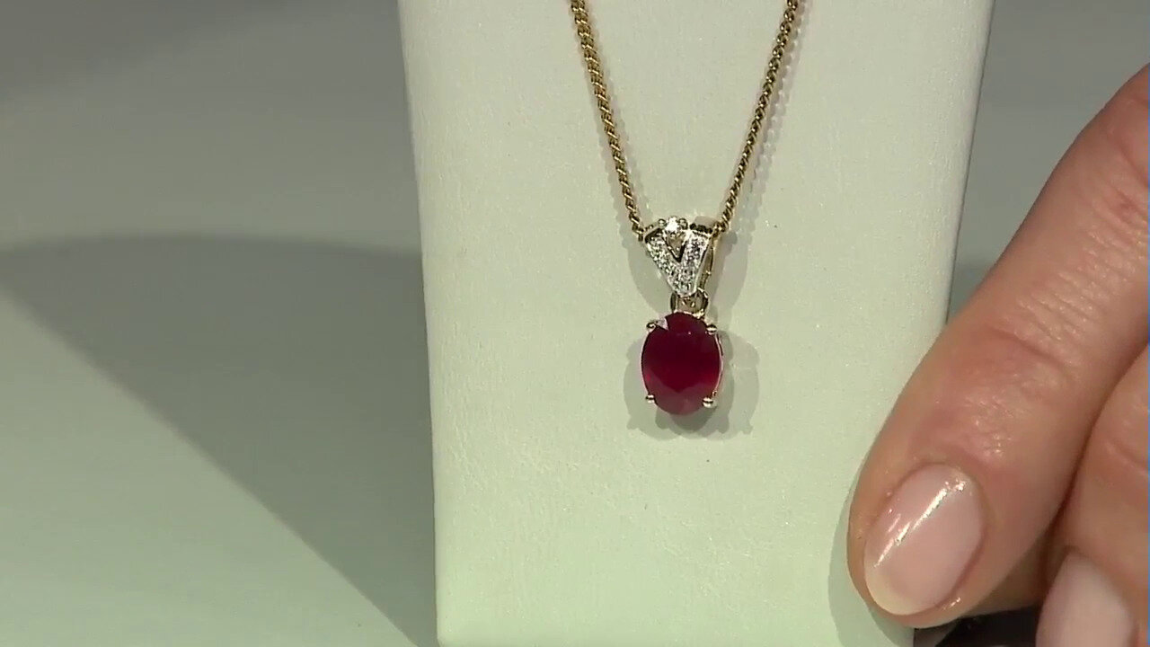 Video 9K Madagascar Ruby Gold Pendant