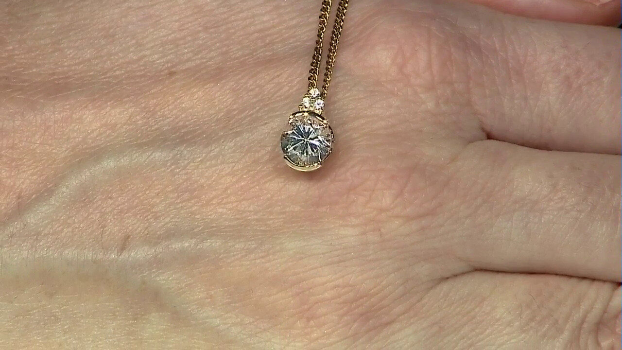 Video 9K Zircon Gold Pendant