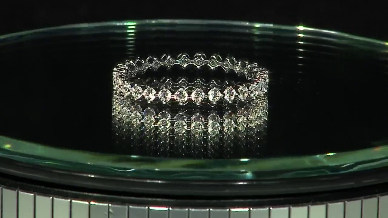 Video Zircon Silver Ring