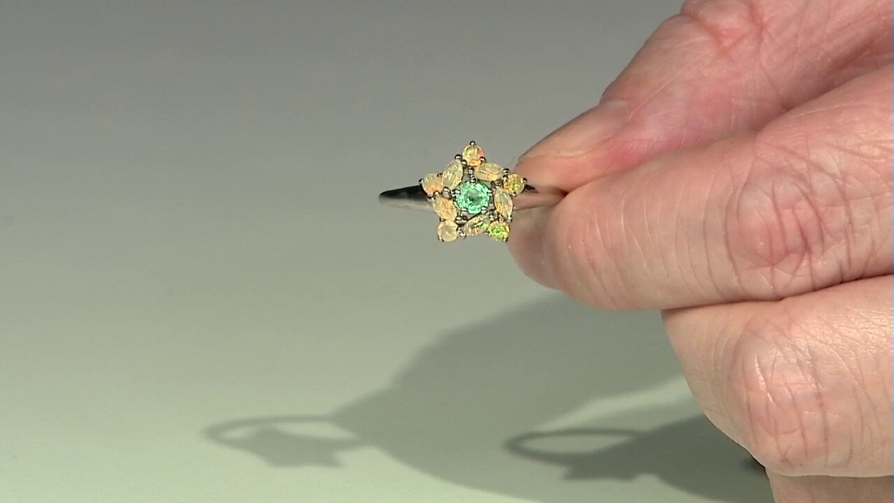 Video Russian Emerald Silver Ring