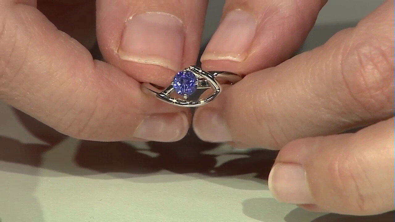 Video Tanzanite Silver Ring