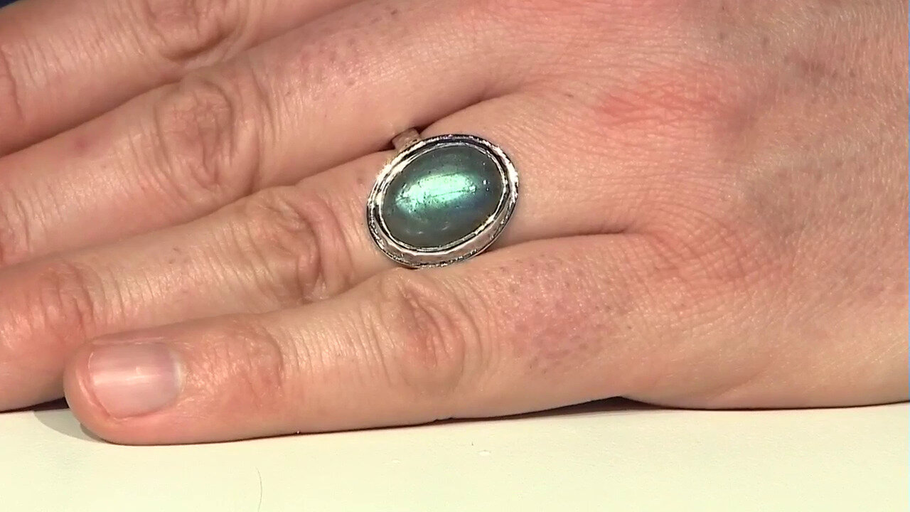 Video Labradorite Silver Ring (MONOSONO COLLECTION)