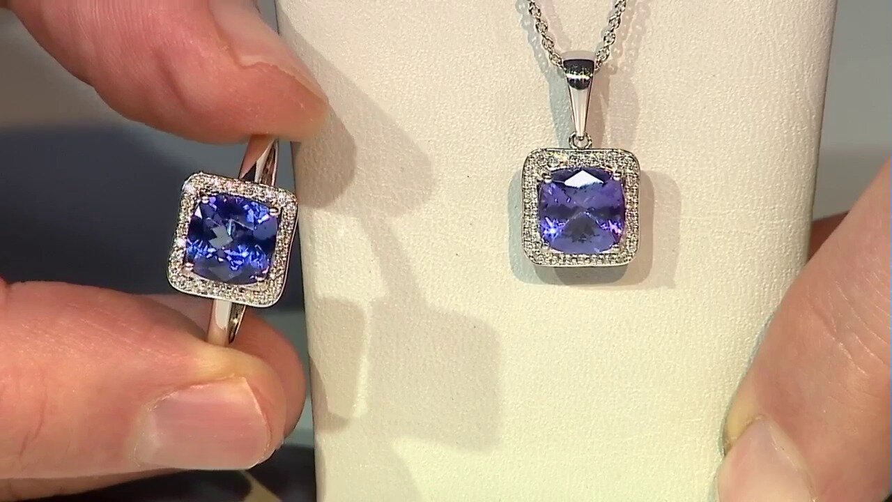 Video 14K AAA Tanzanite Gold Necklace (AMAYANI)