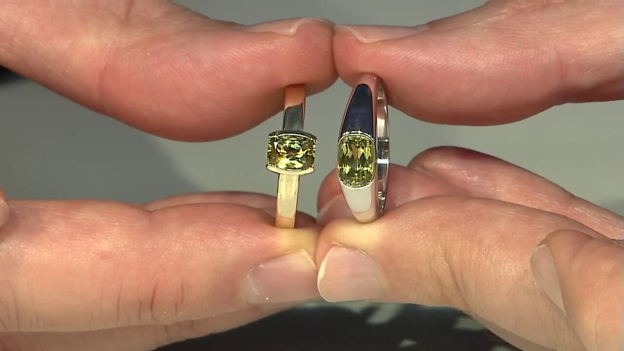 Video Anello in oro con Granato Mali (CUSTODANA)