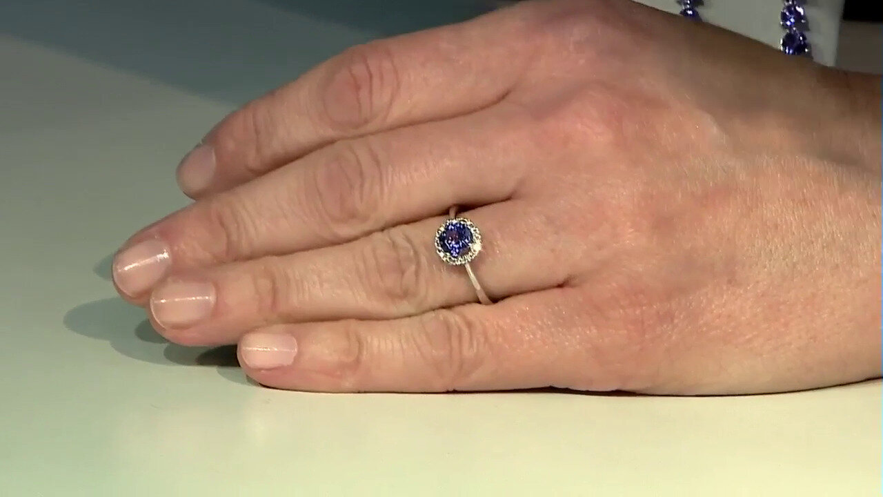 Video 10K AAA Tanzanite Gold Ring