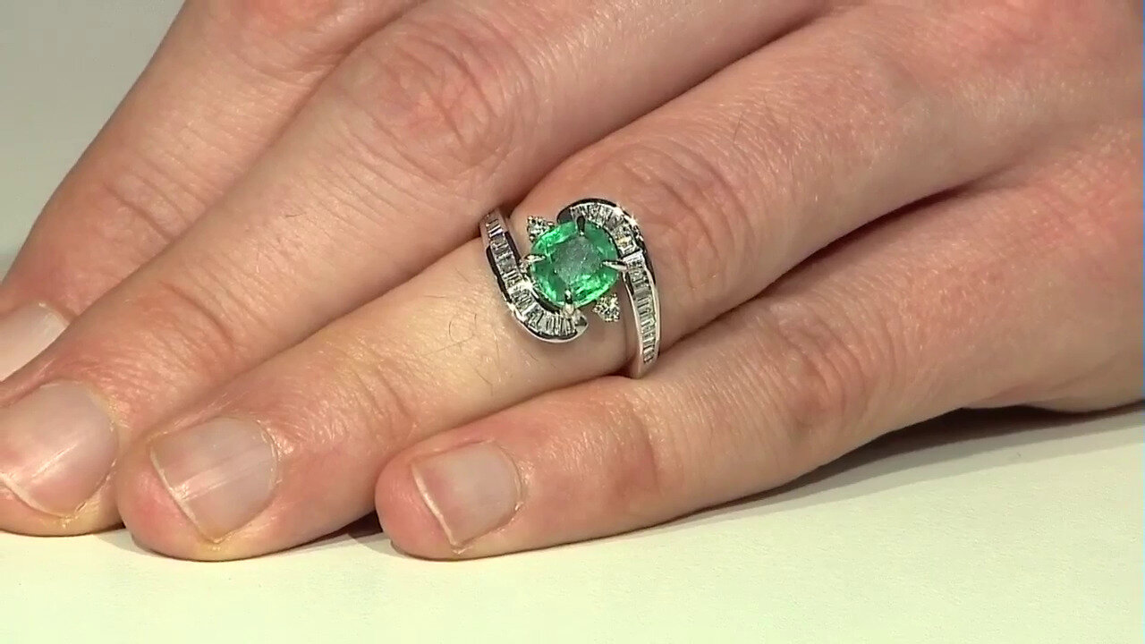 Video 18K AAA Zambian Emerald Gold Ring (de Melo)