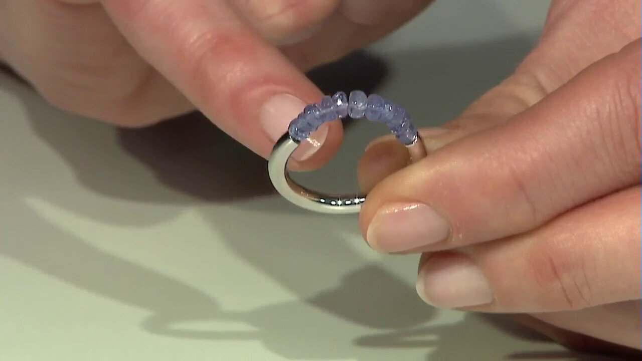 Video Tanzanite Silver Ring