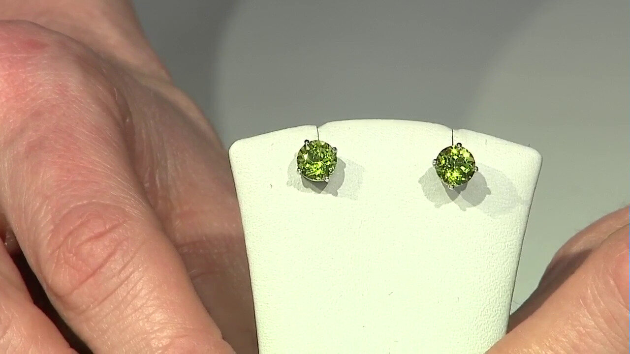 Video Peridot Silver Earrings